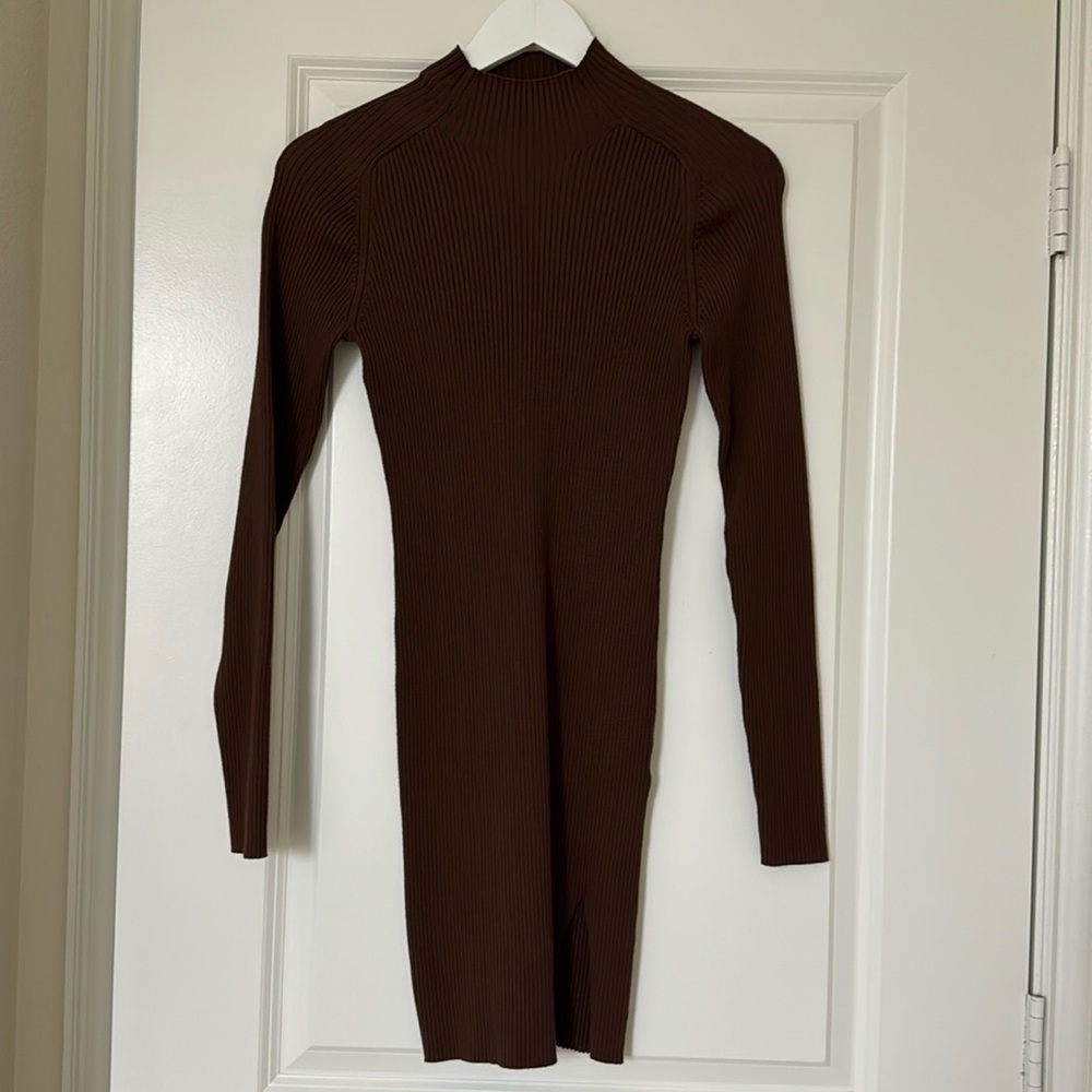 Aritzia knitted dress